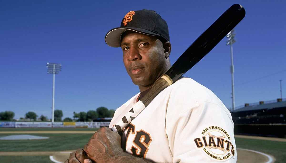 Left Fielder Barry Bonds: From a Lean Star in Pittsburgh to a Steroid-Fueled Giant in San Francisco