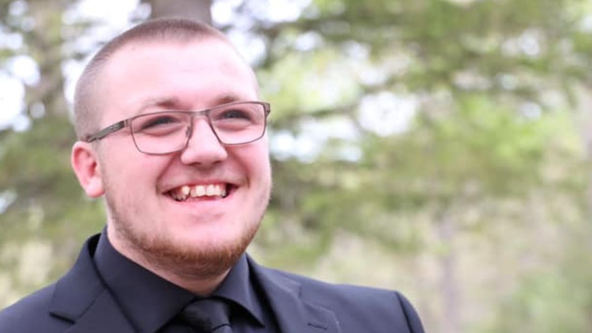 Former Warsaw High School Football Star, Drake Dotson, Passes Away in Tragic Accident, Leaving Behind His Parents Stormy and Chris Dotson