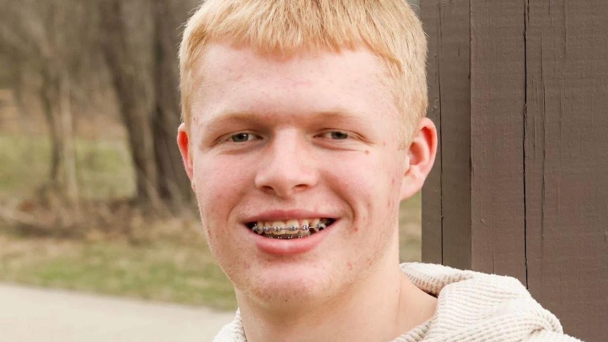 Alton, Iowa Native and MOC-Floyd Valley Dutchmen Football Player Kolten Hofmeyer, 16, Passes Away in House Fire, Survived by Parents Eric and Heather