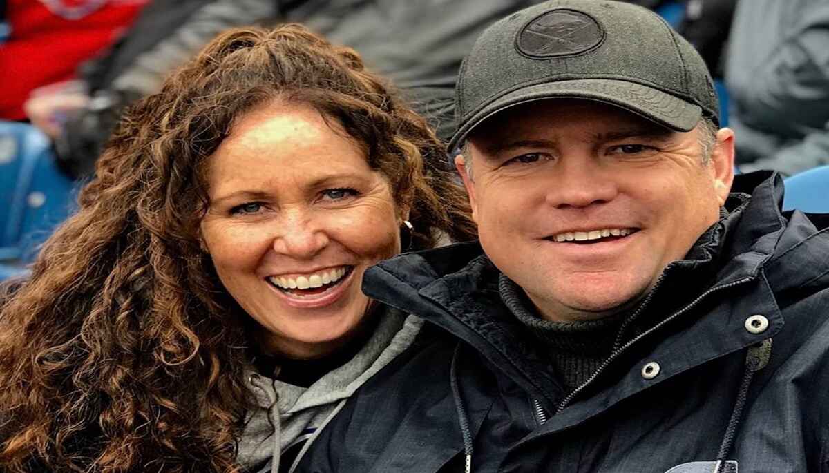 Buffalo Bills Icon Steve Tasker is Fine, and So is His 40-Year Love Story With Wife Sarah